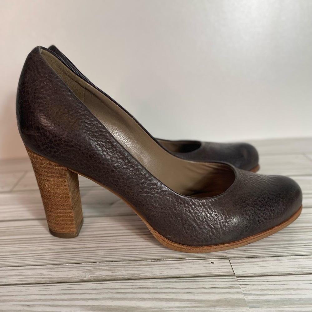 ECCO Leather Pumps size 5.5